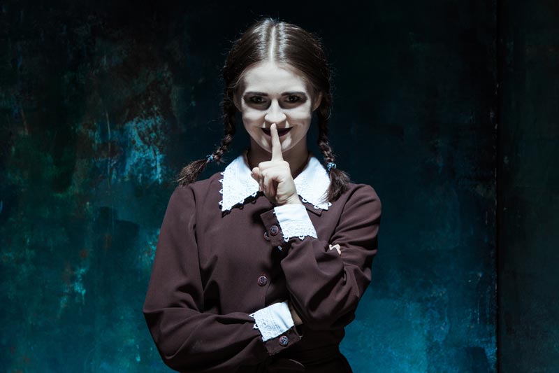 Addams Family Concert - Things to do in London - Dress up at your best