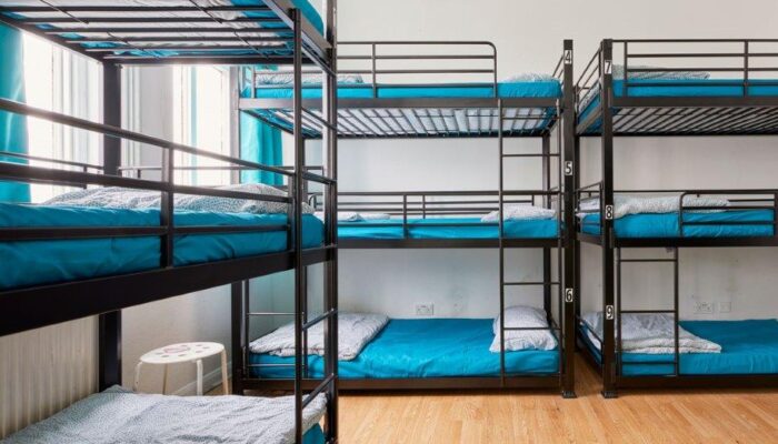 9 Bed Private Room