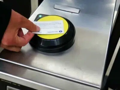 Oyster Card vs Contactless: What's Best?